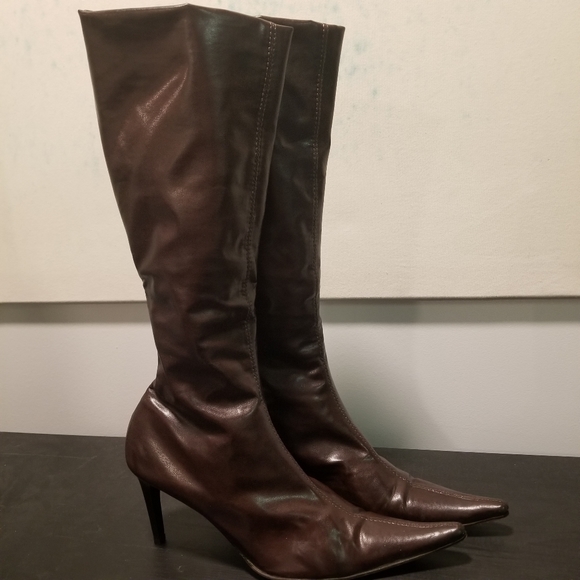 Boots - Picture 1 of 10